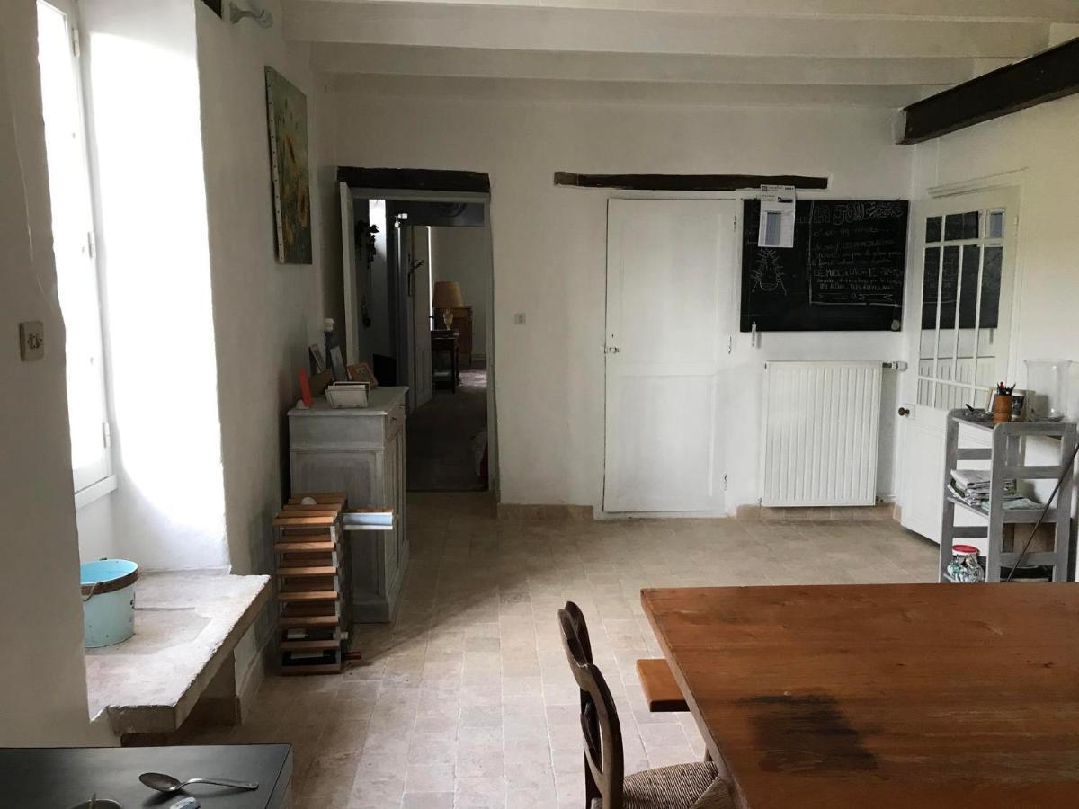 La Vieille Cure, Spa, Wifi A 20 Min Des Plages La Jonchere Dış mekan fotoğraf